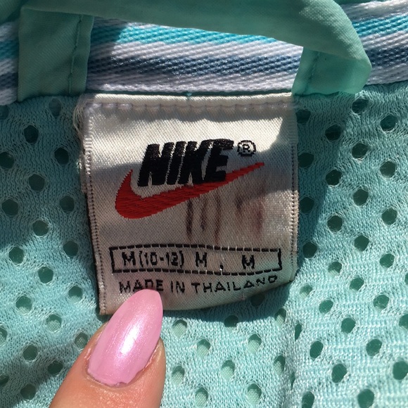 🍒 Vintage Nike Windbreaker - Picture 7 of 8